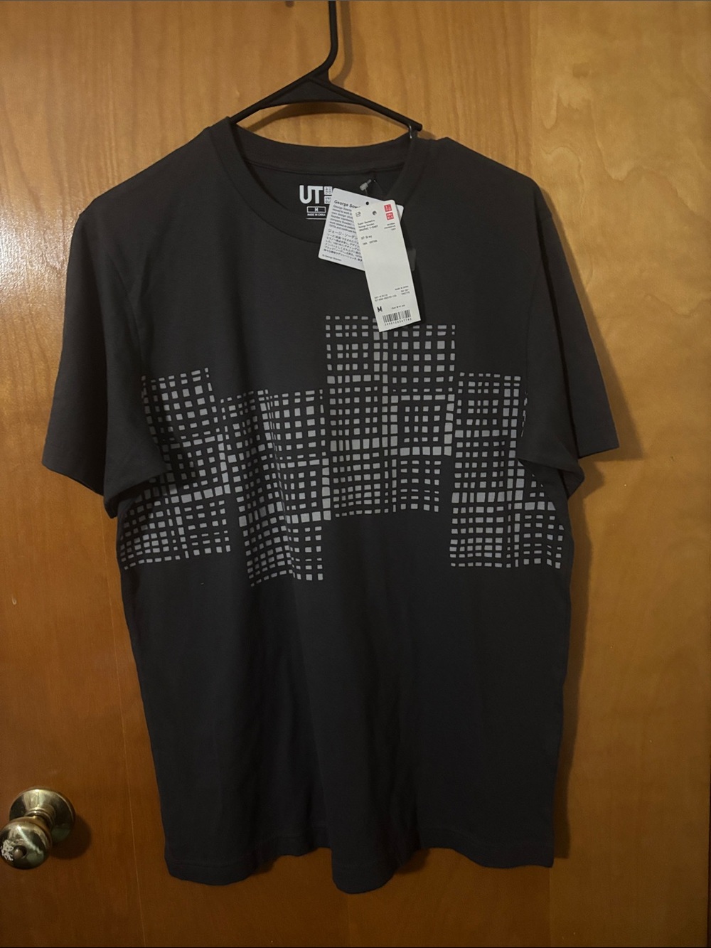Uniqlo Gray Graphic Grid Short Sleeve Tee